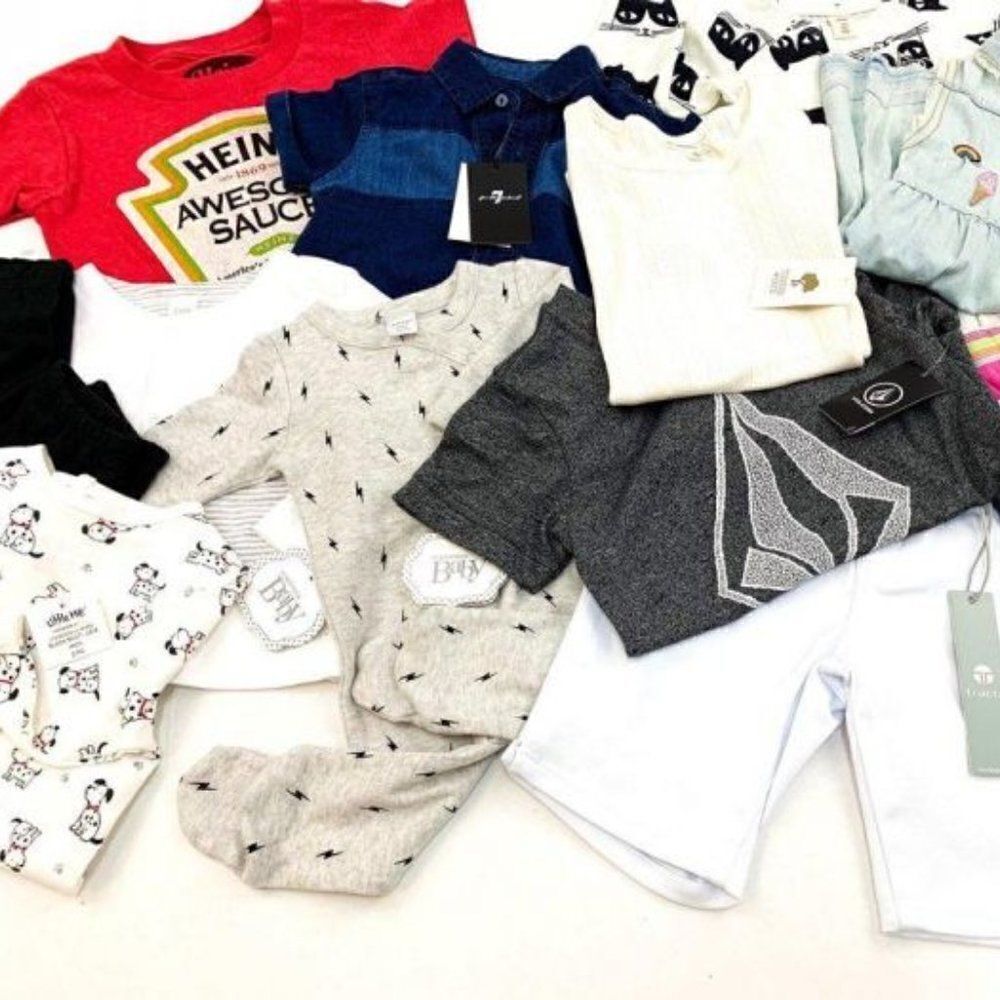 Children's assorted pallet clothing 200pcs.